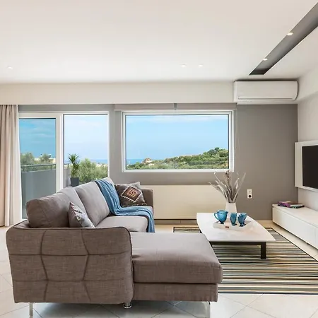 Aelia I Modern & Ideal For Large Groups *