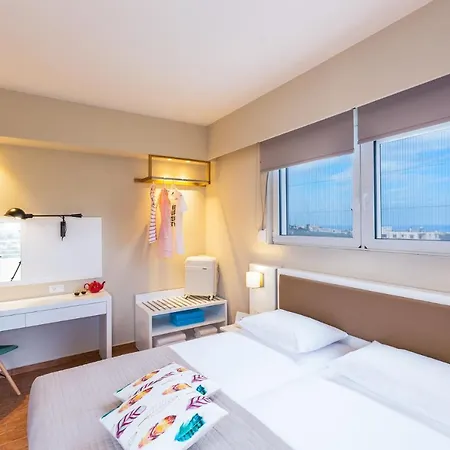 Aelia I Modern & Ideal For Large Groups Villa